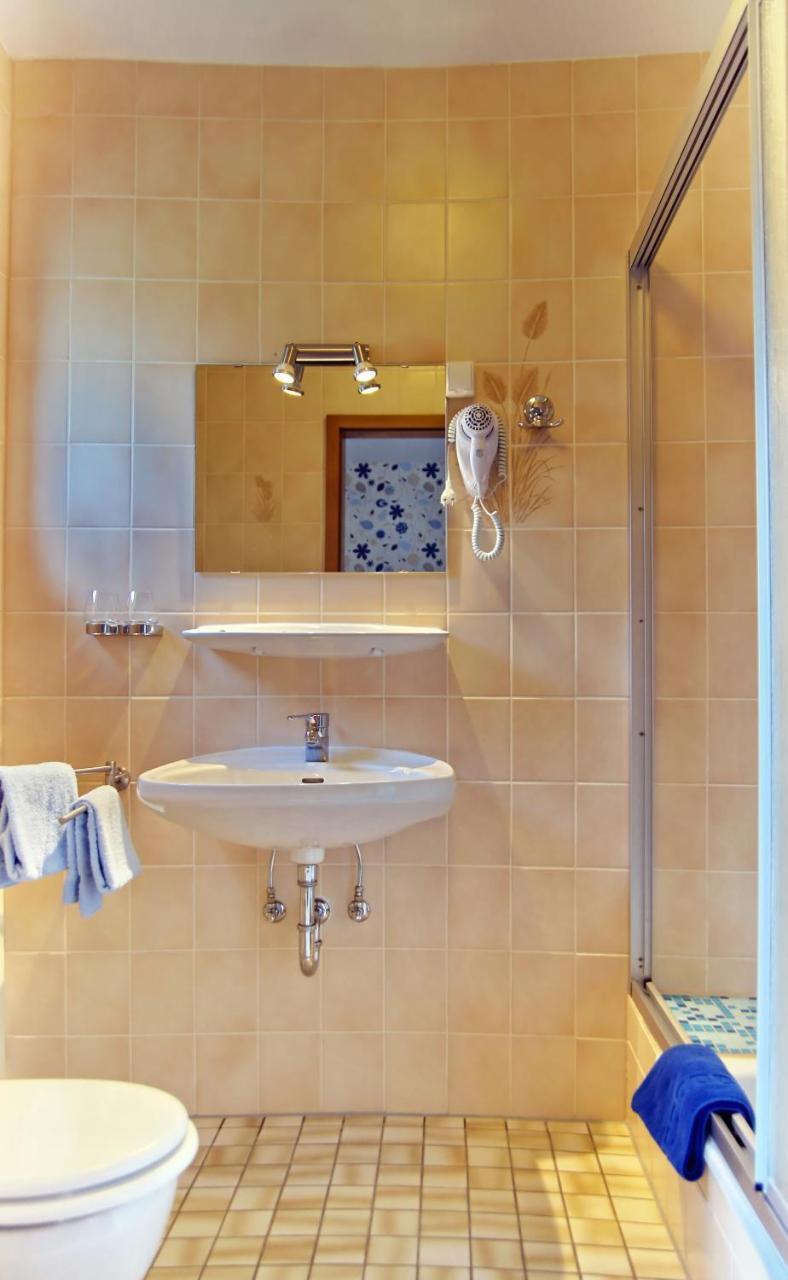 Gasthof Schumacher Hotel Garni Freudenberg  Extérieur photo
